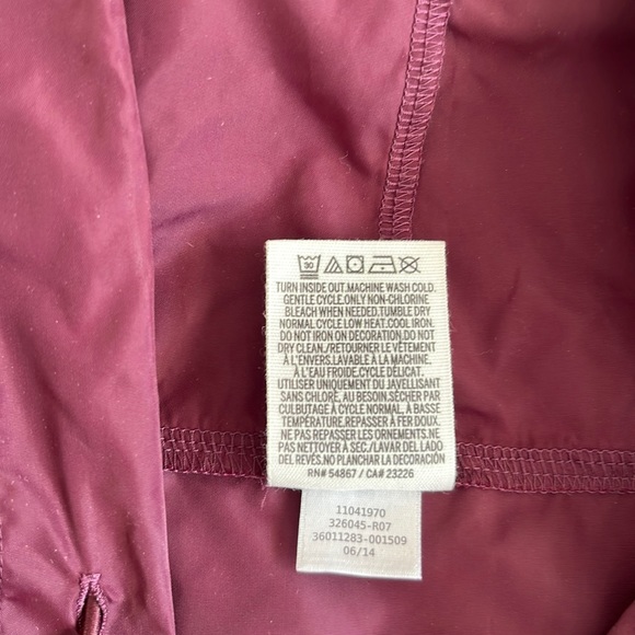 PINK Victoria’s Secret Anorak, Burgundy, Size M/L - Picture 5 of 5